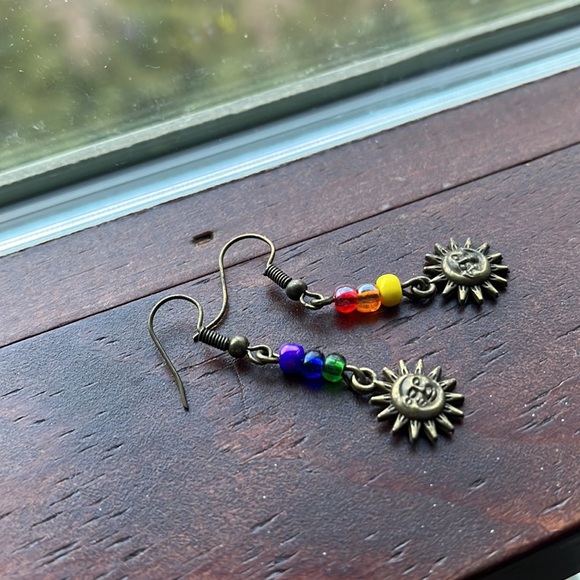 Bohemian sun and moon earrings - Picture 2 of 4